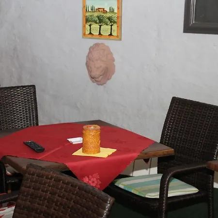 Zum Treppchen Hotel Lösnich