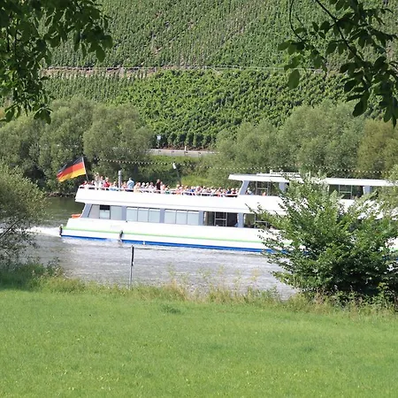Hotel Zum Treppchen 3*